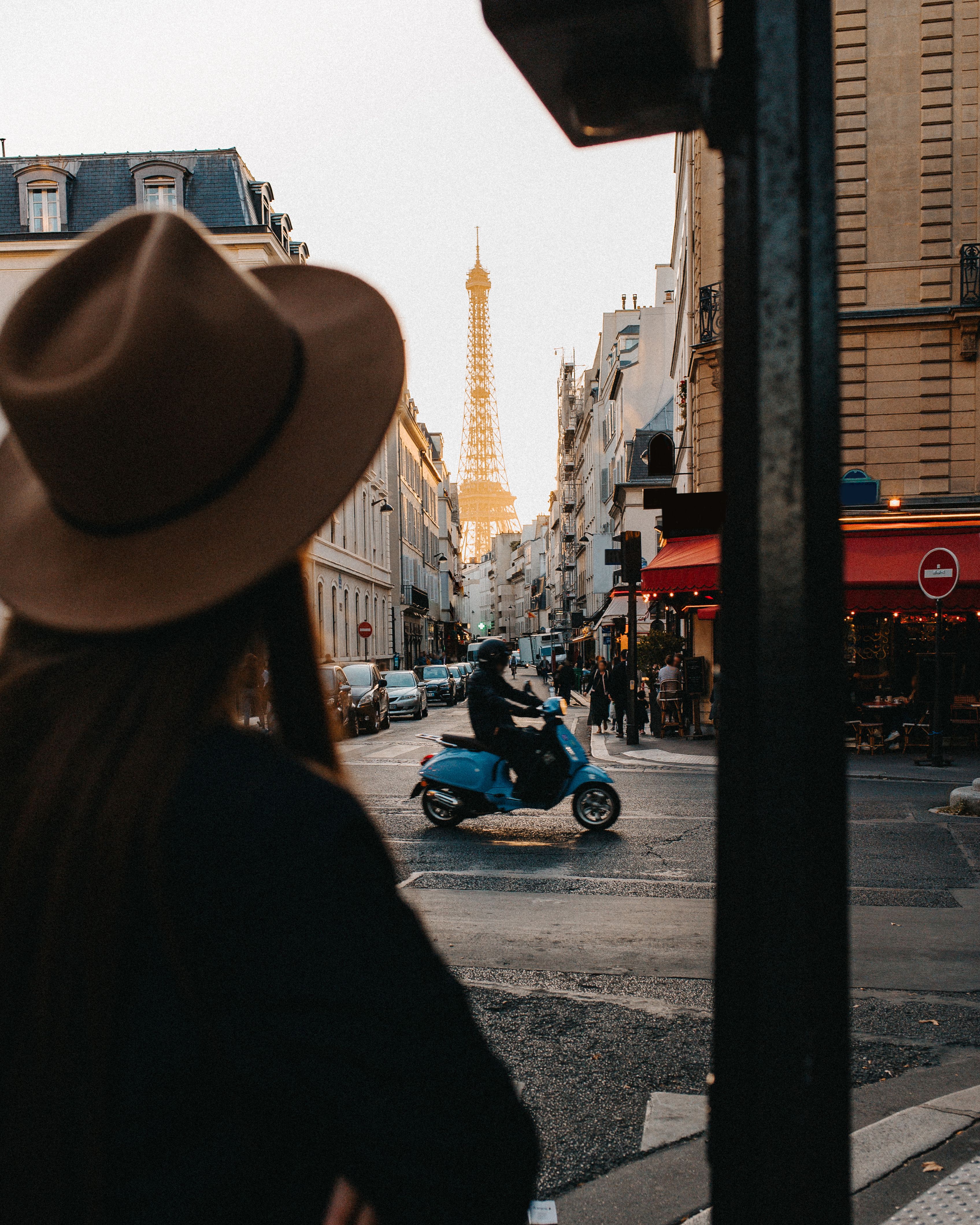 ragazza Parigi